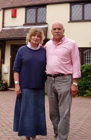 'Desperate' house sale couple offer mortgage deal to potential buyers